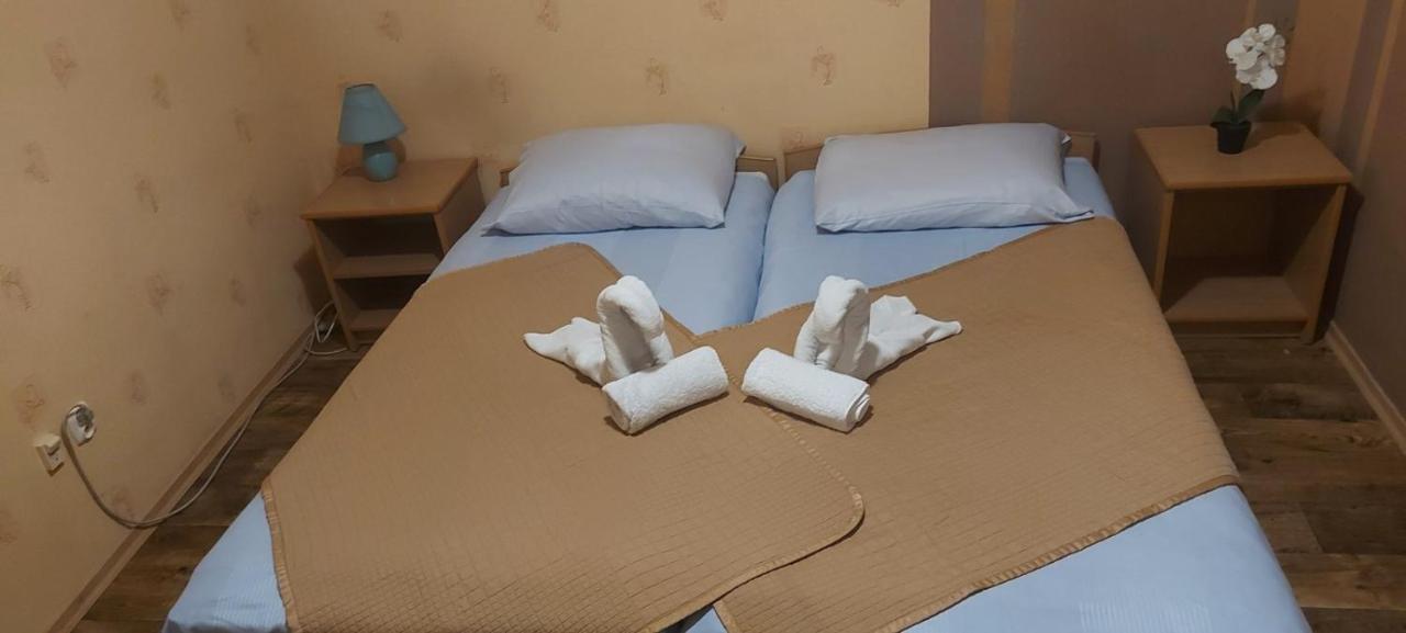塔诺沃帕格涅 Pauza汽车旅馆 外观 照片