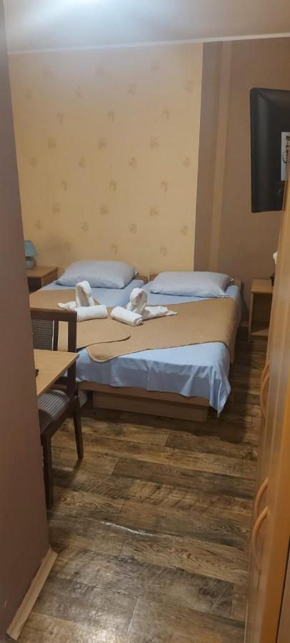 塔诺沃帕格涅 Pauza汽车旅馆 外观 照片